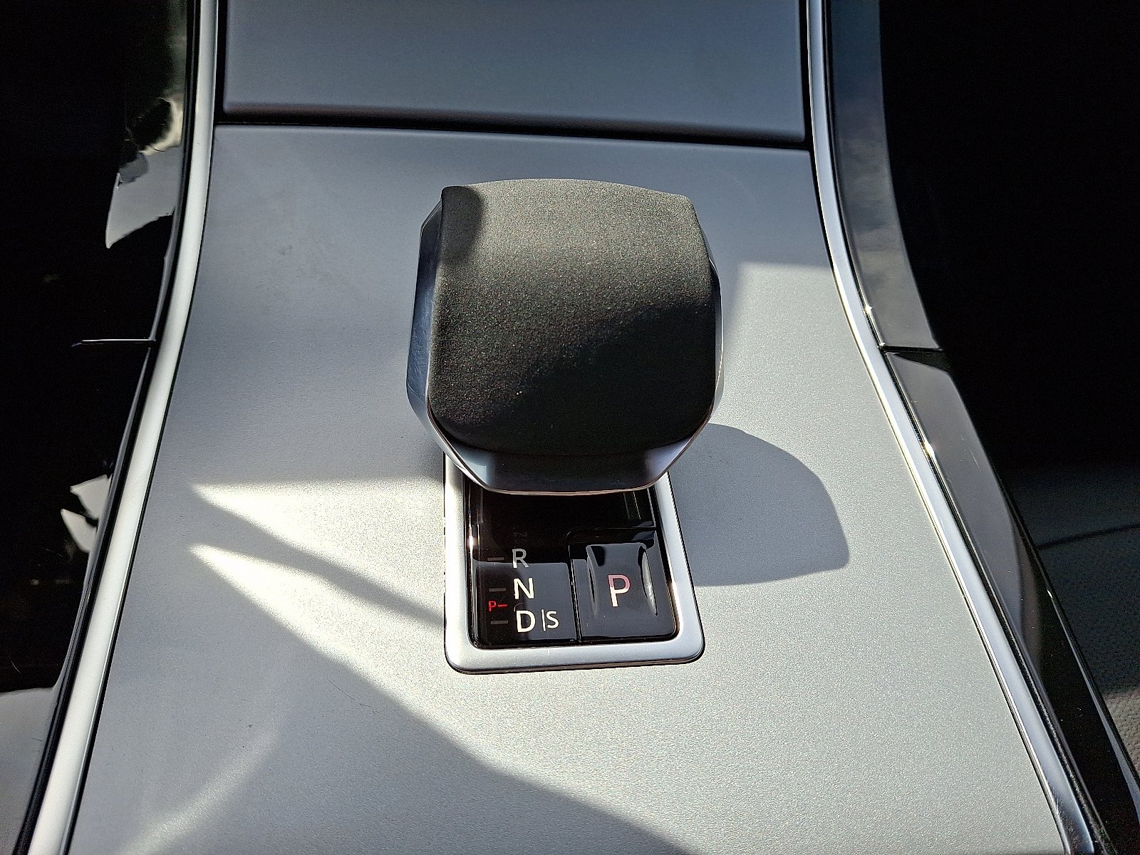 2025 Land Rover Range Rover Evoque S - Photo 12