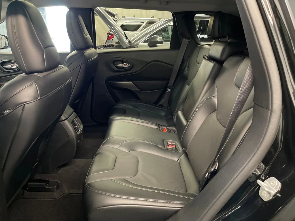 Certified Used 2022 Black Jeep Limited image 26