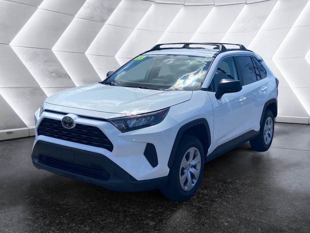 Used 2021 White Toyota LE image 3