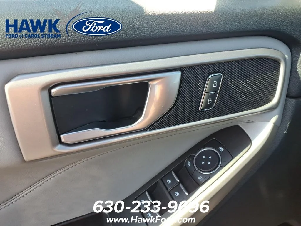 Used 2024 Black Ford XLT image 16