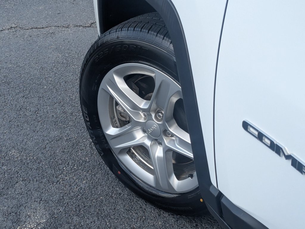Used 2023 Bright White Clearcoat Jeep Sport image 9