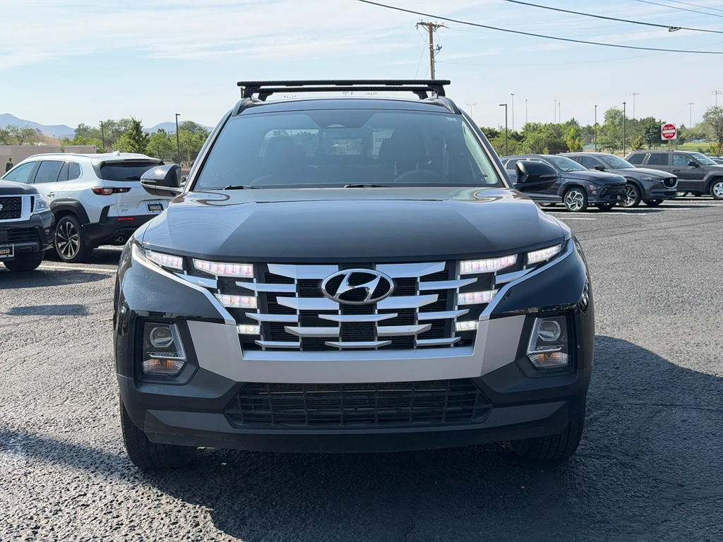 Used 2023 Phantom Black Hyundai SEL image 2