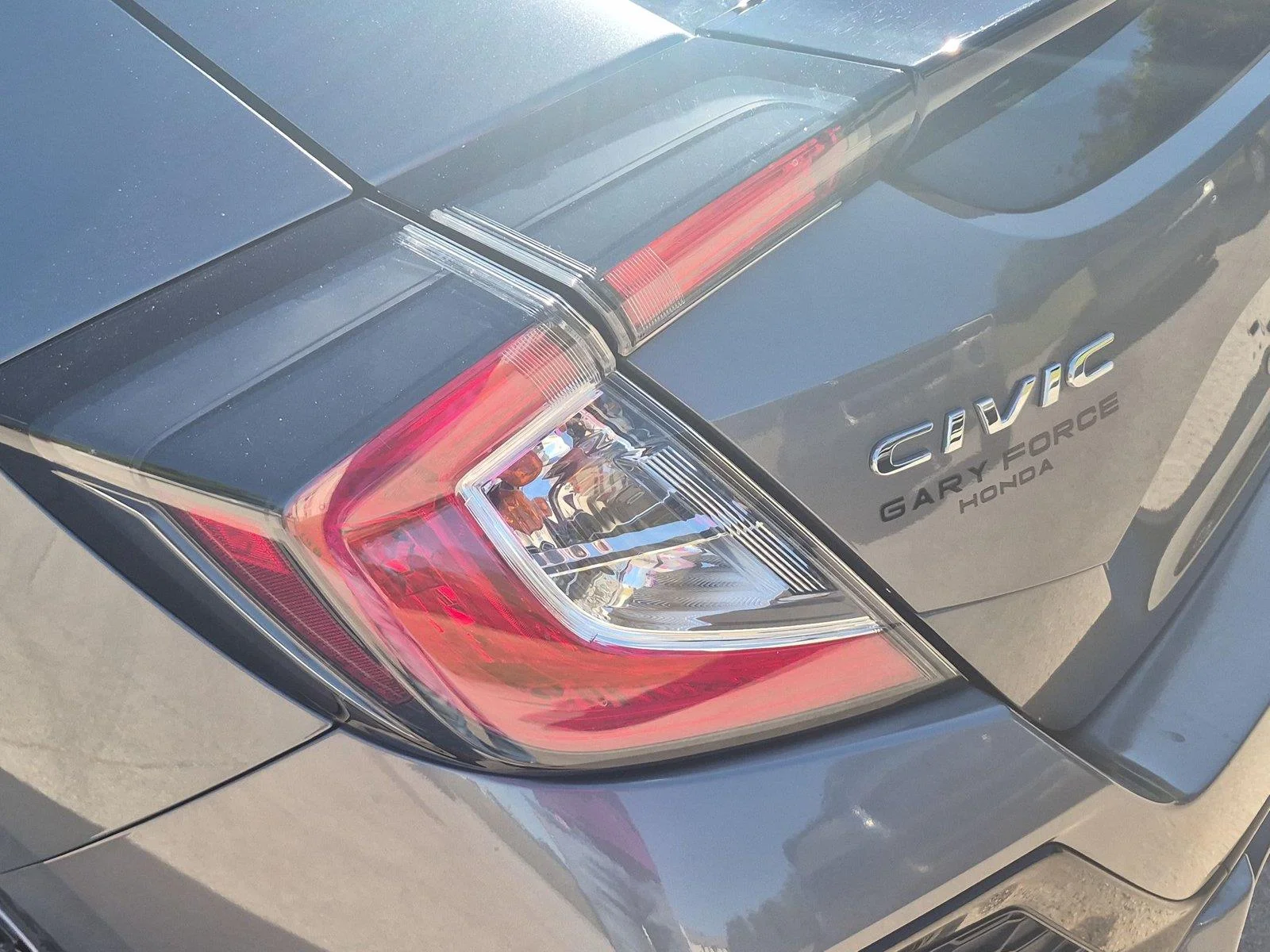 Used 2019 Sonic Gray Pearl Honda Sport Touring image 11
