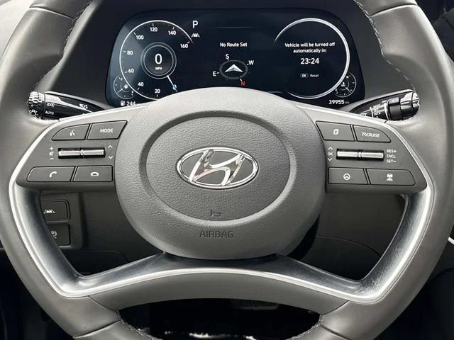 Used 2023 Gray Hyundai SEL image 18