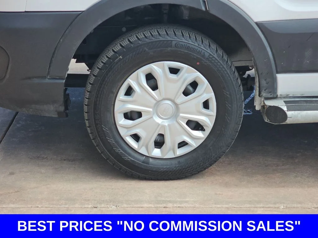 Used 2025 White Ford Base image 34