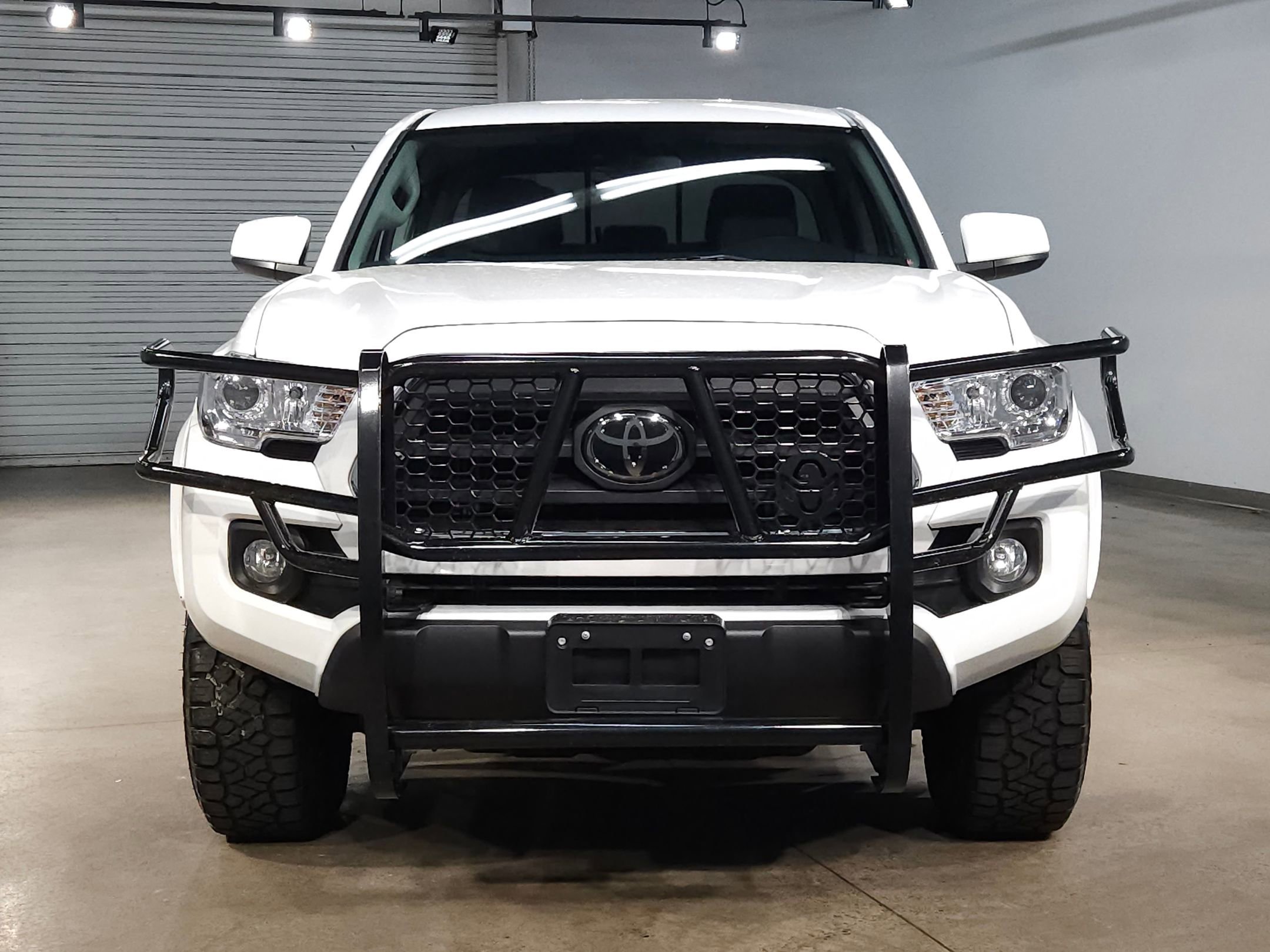 Used 2023 Toyota Tacoma SR5 with VIN 3TMAZ5CN5PM212852 for sale in Little Rock