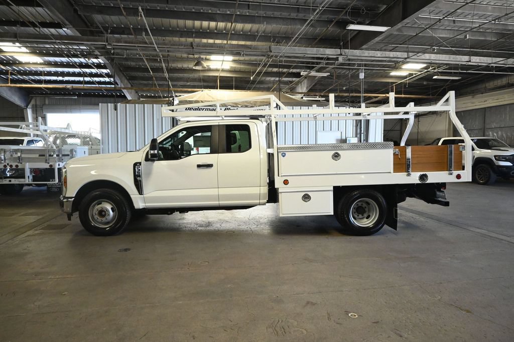 New 2026 Oxford White Ford XL image 6