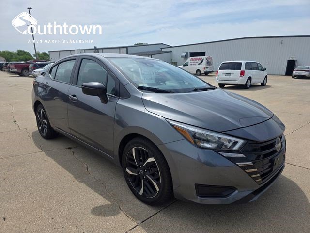 2024 Nissan Versa's photo
