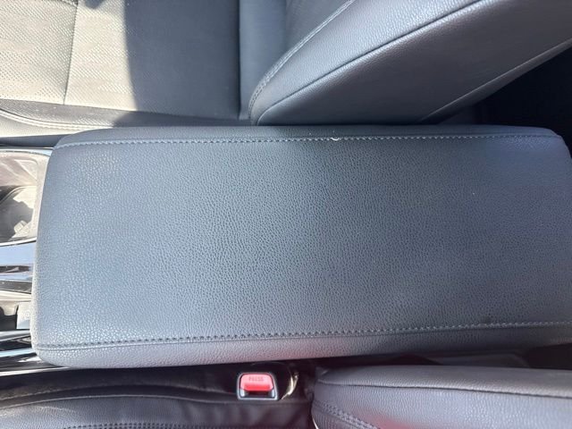 Used 2025  Toyota XSE image 38