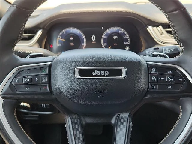 Used 2023 White Jeep Altitude 4x4 image 19