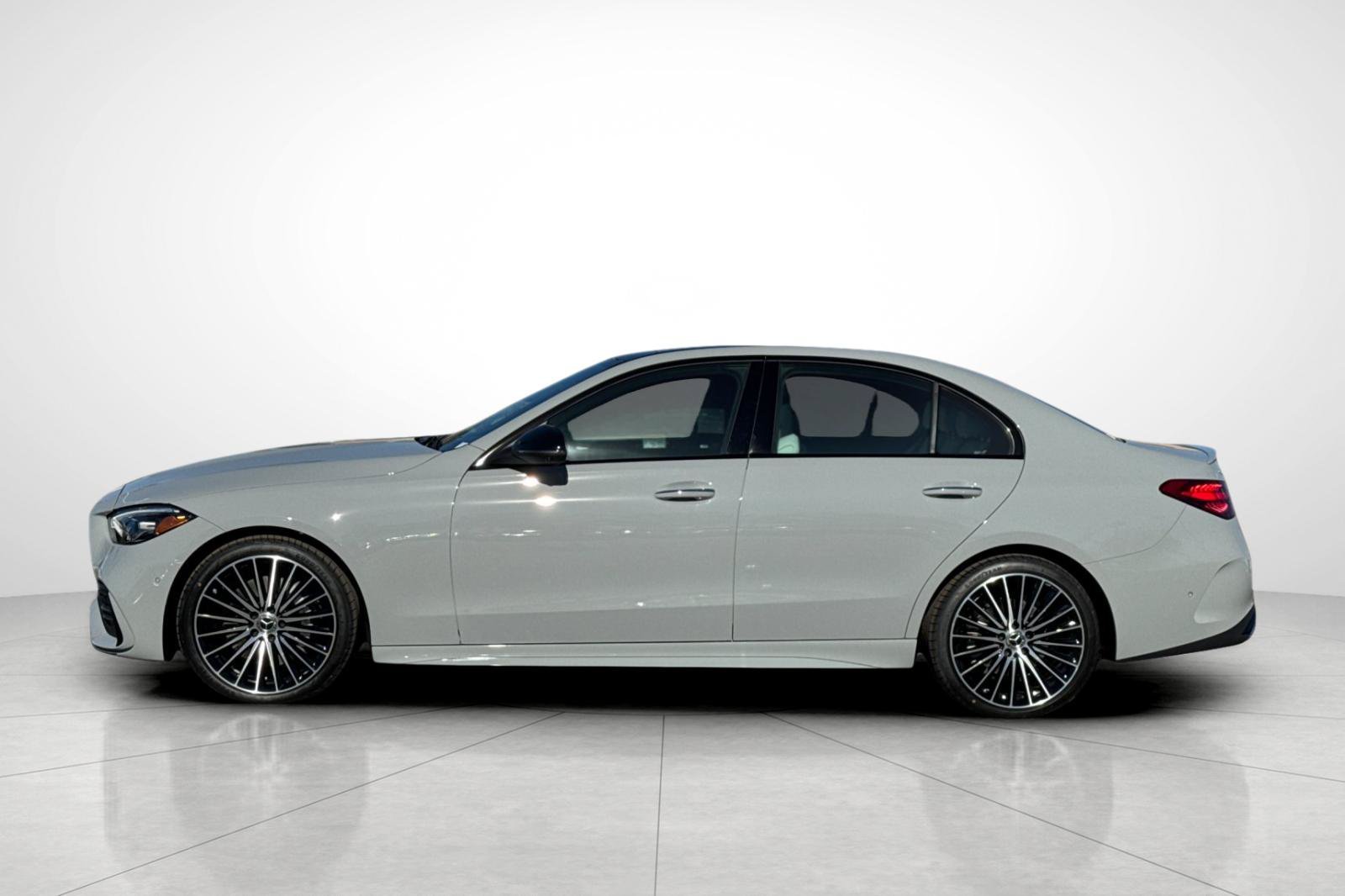 New 2026 MANUFAKTUR Alpine Grey Mercedes-Benz C 300 image 33