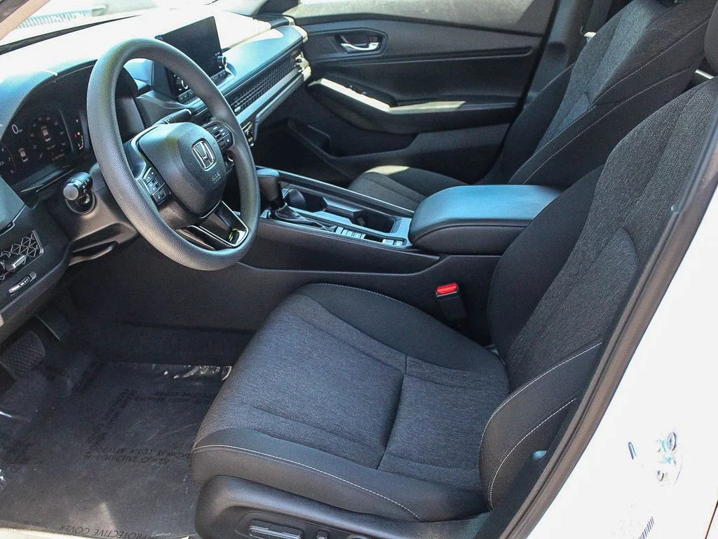 Used 2024 White Honda EX image 19