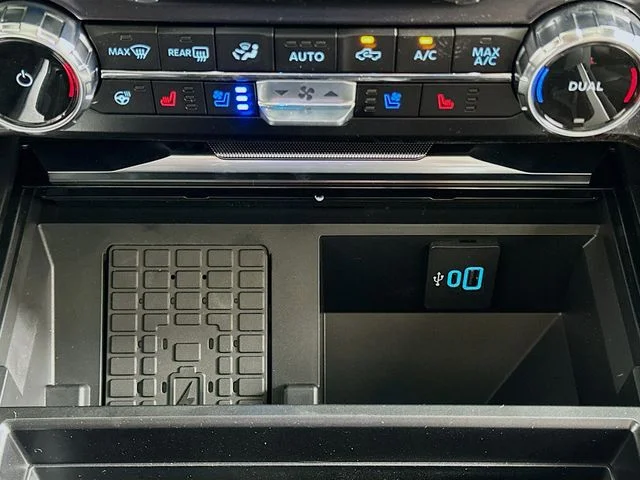 New 2026 White Ford Platinum image 18