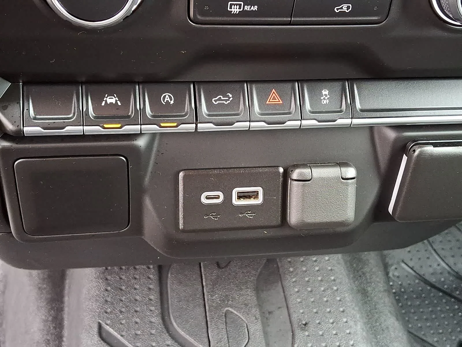 Used 2023 Black Chevrolet Custom image 26