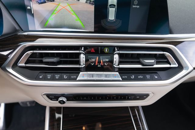 Used 2019 Alpine White BMW xDrive40i image 29