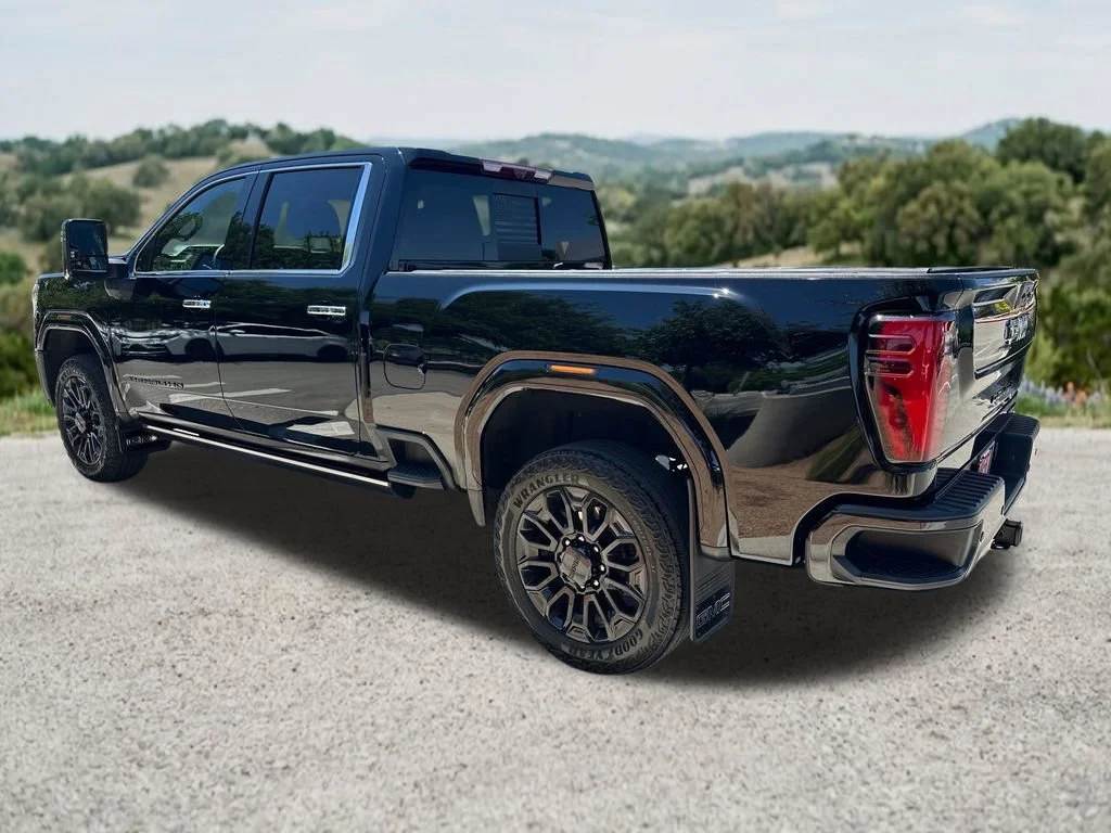 Used 2024 Onyx Black GMC Denali Ultimate image 7