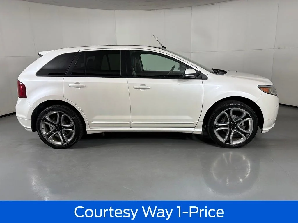 Used 2014 White Ford Sport image 12