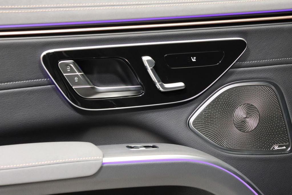 New 2026 Black Mercedes-Benz 400 image 40