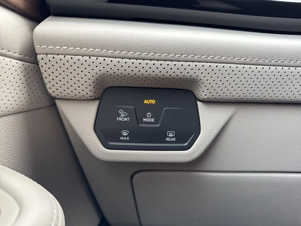 New 2026 Gray Volkswagen 2.0T SE w/Technology image 34