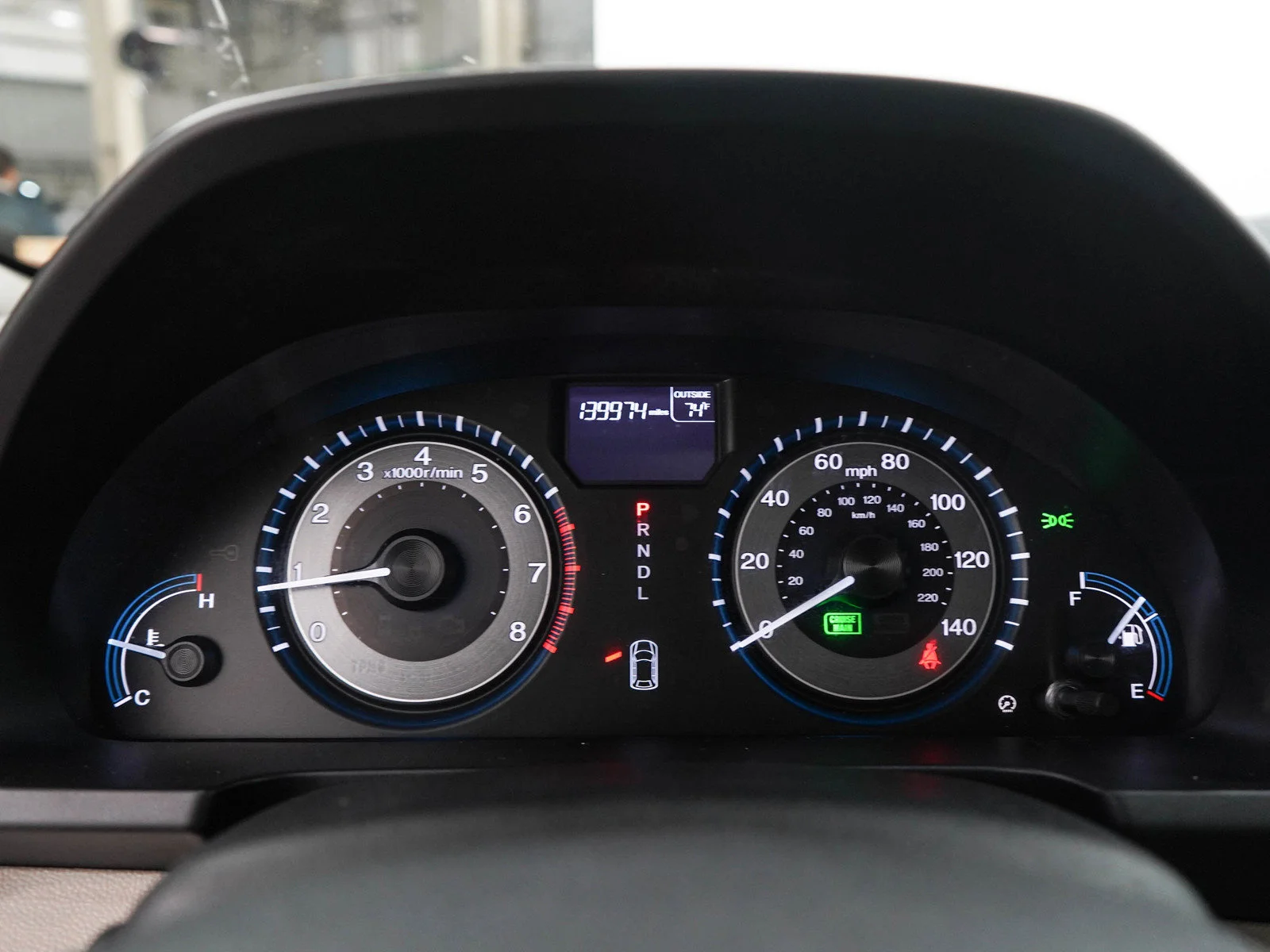 Used 2013  Honda FWD image 29