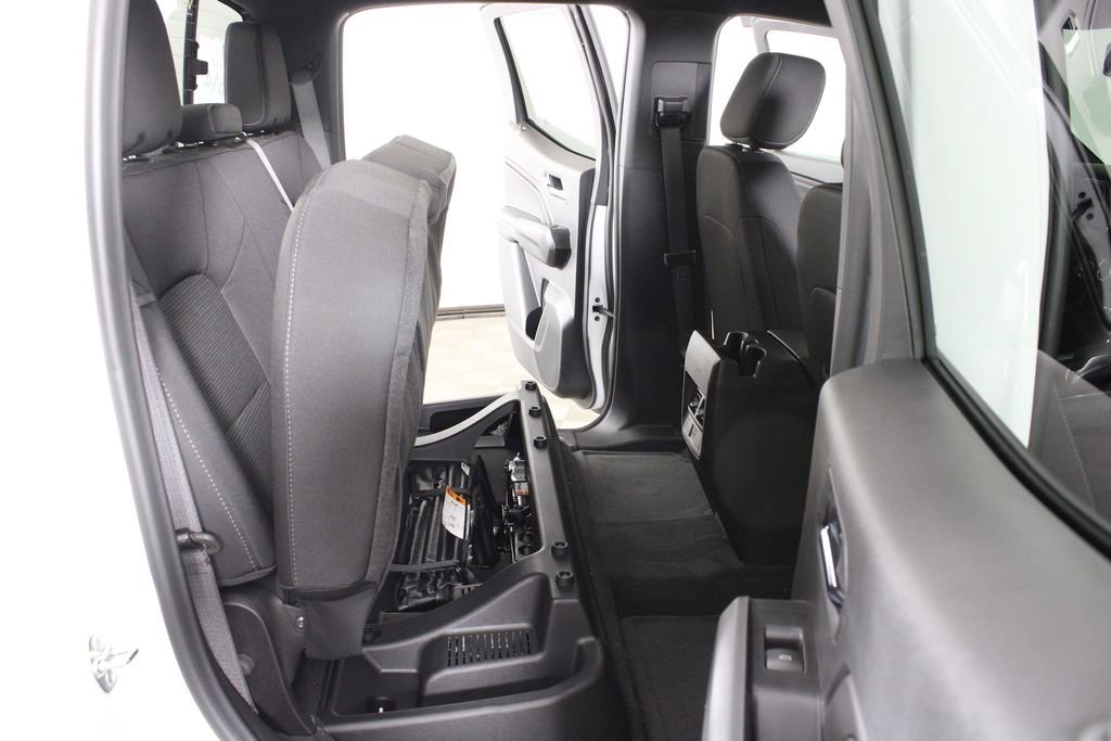2026 Chevrolet Colorado LT - Photo 13
