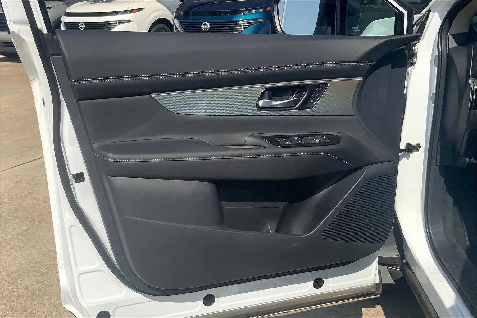 2025 Nissan Murano SL - Photo 10