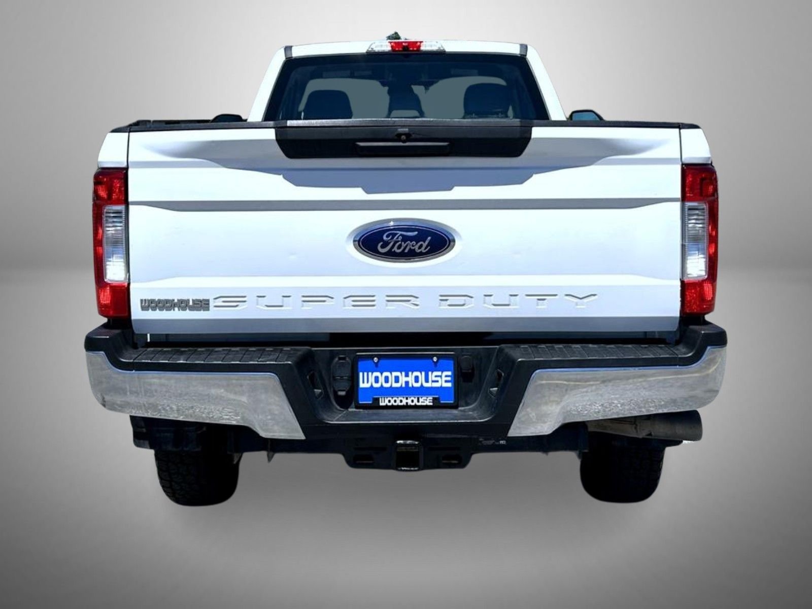 Used 2019 White Ford XL image 6