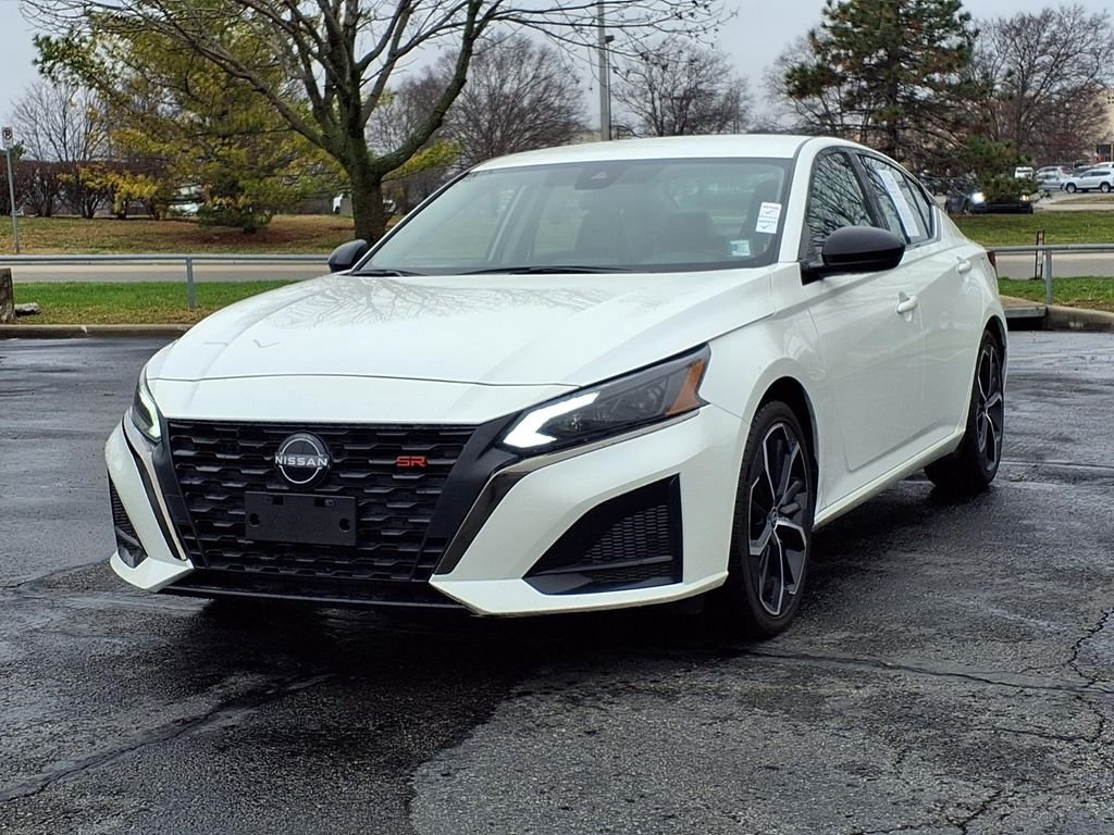 Certified 2024 Nissan Altima SR with VIN 1N4BL4CV5RN388959 for sale in Kansas City