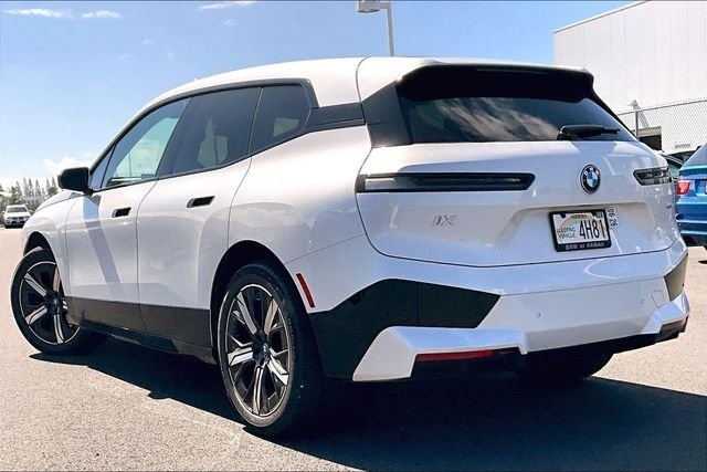 2025 BMW iX 50 - Photo 11
