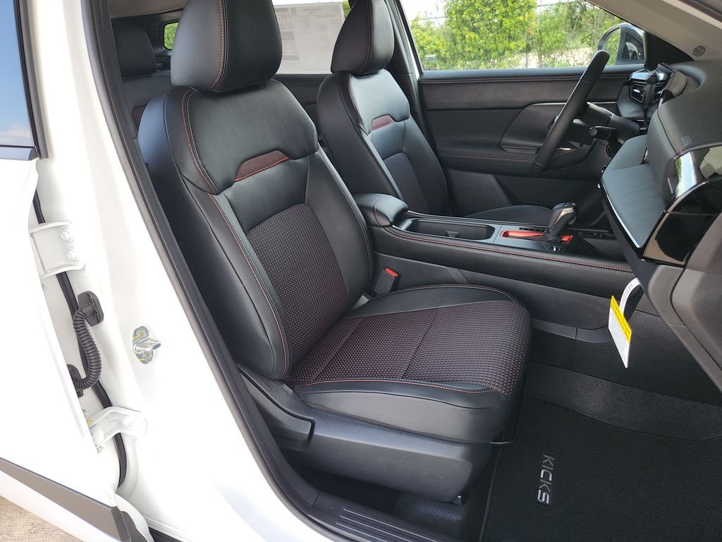 New 2026 Aspen White TriCoat Nissan SR image 12