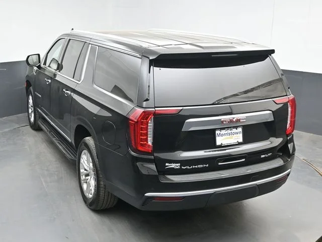 Used 2023 Black GMC SLT image 39