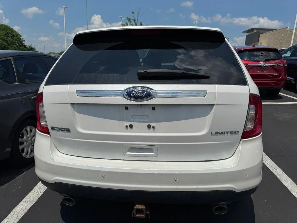 Used 2012 White Platinum Metallic Tri-Coat Ford Limited image 4