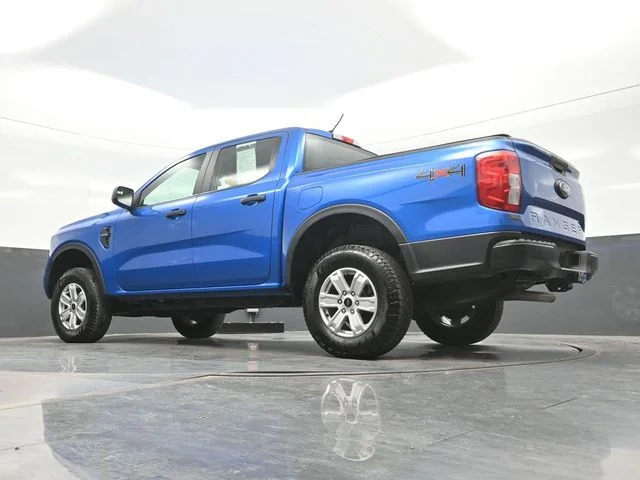 Used 2024 Blue Ford XL image 19