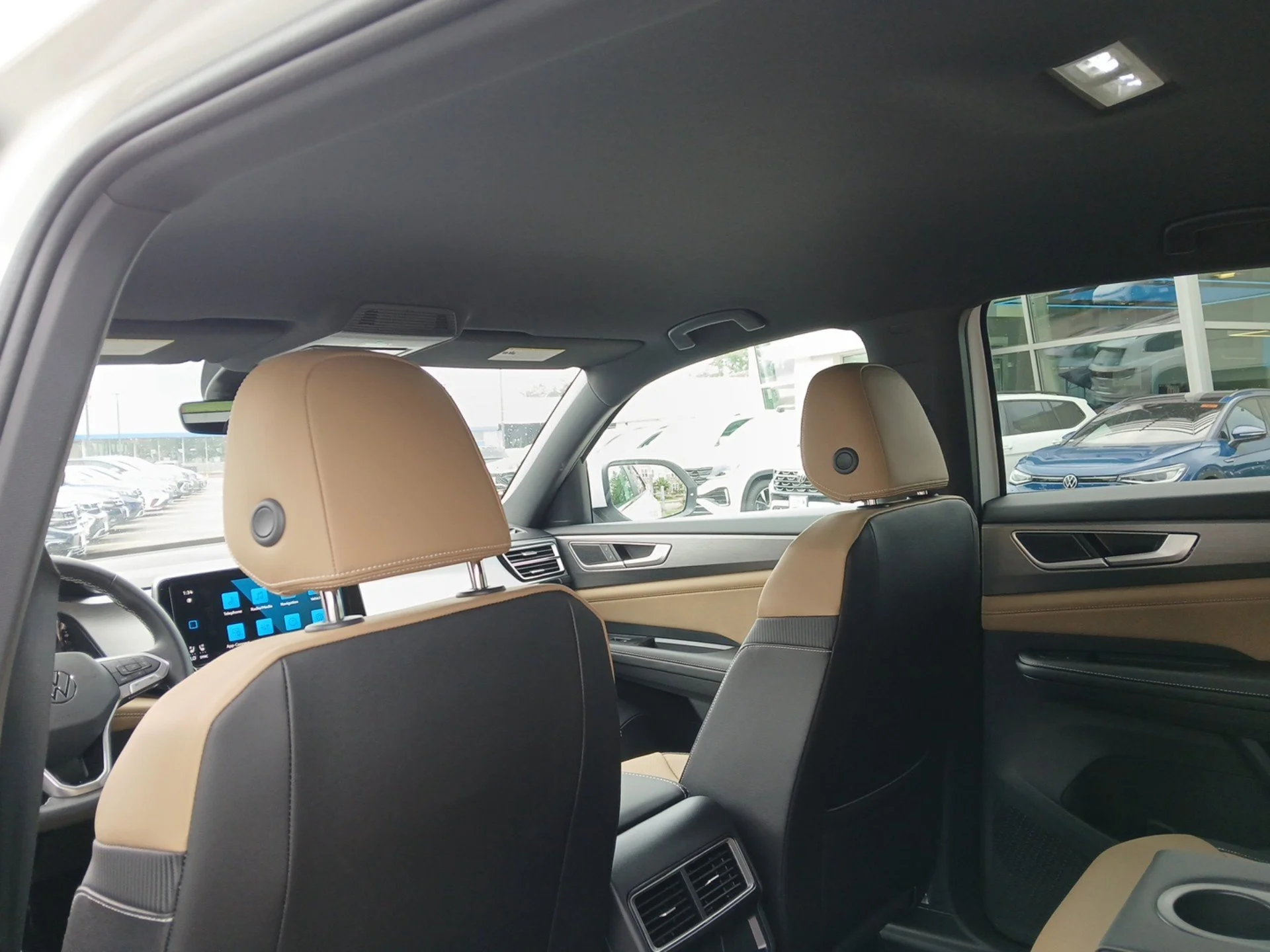 New 2026 Opal White Pearl Volkswagen 2.0T SE image 20