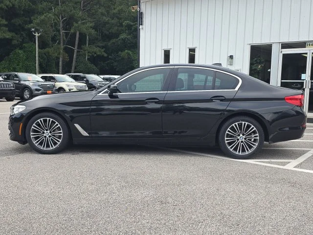 Used 2019 Black BMW 530i image 2