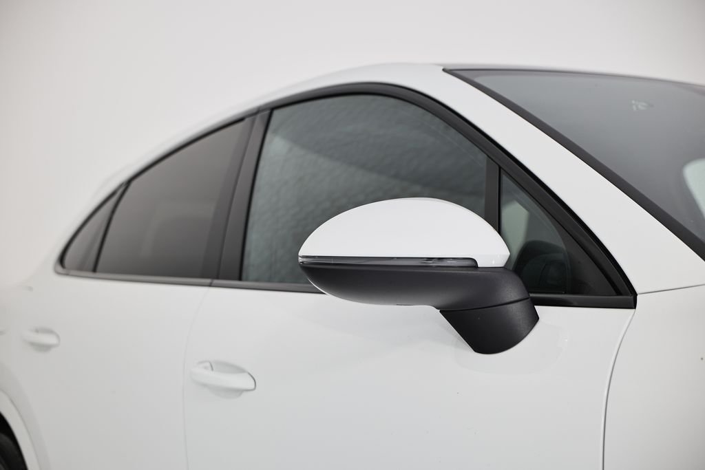 Used 2024 White Porsche  image 16