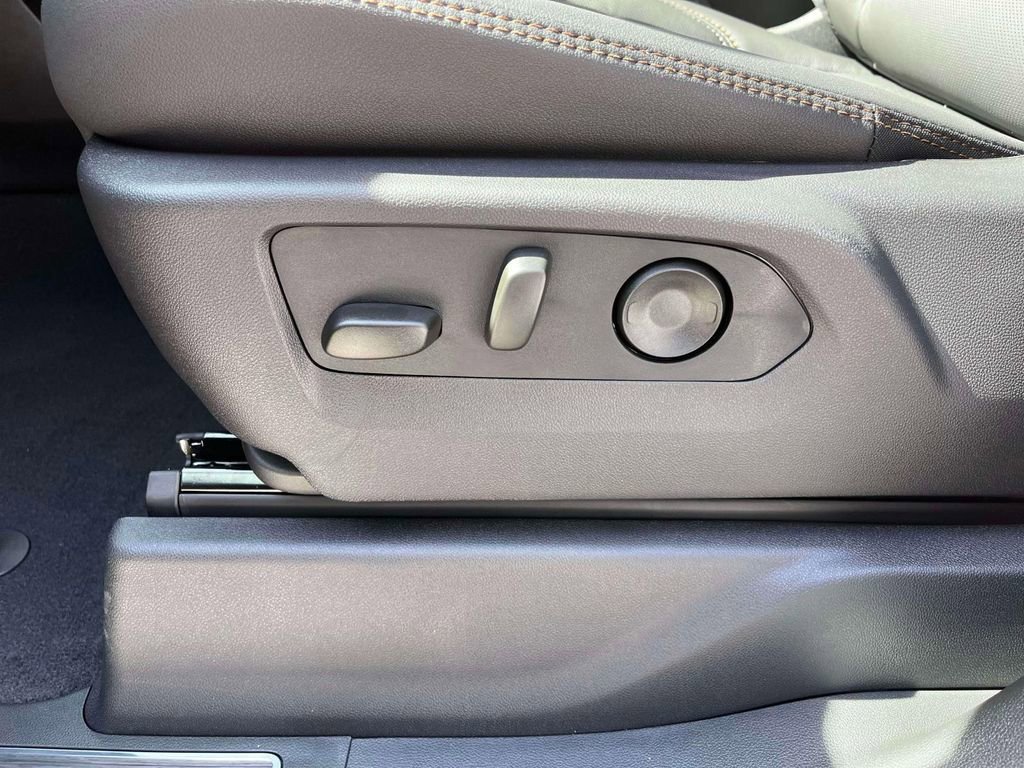 2026 GMC Sierra 2500HD AT4 - Photo 23