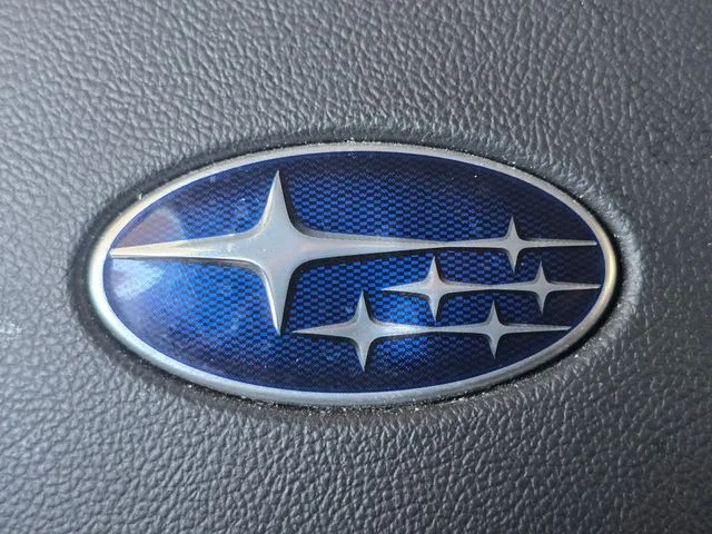 Used 2017 Crystal White Pearl Subaru 2.5i image 11