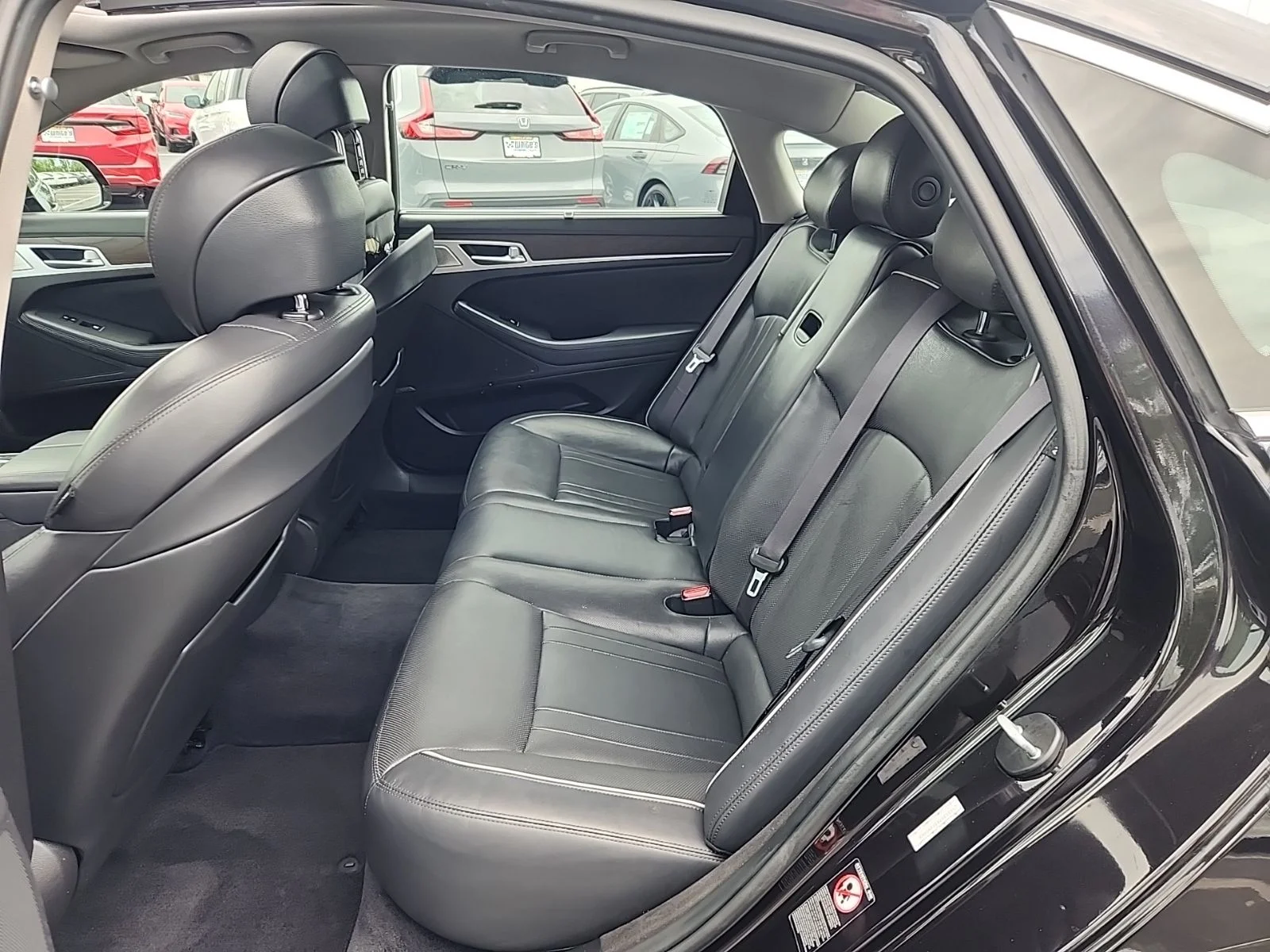 Used 2018 Black Genesis 3.8 image 31