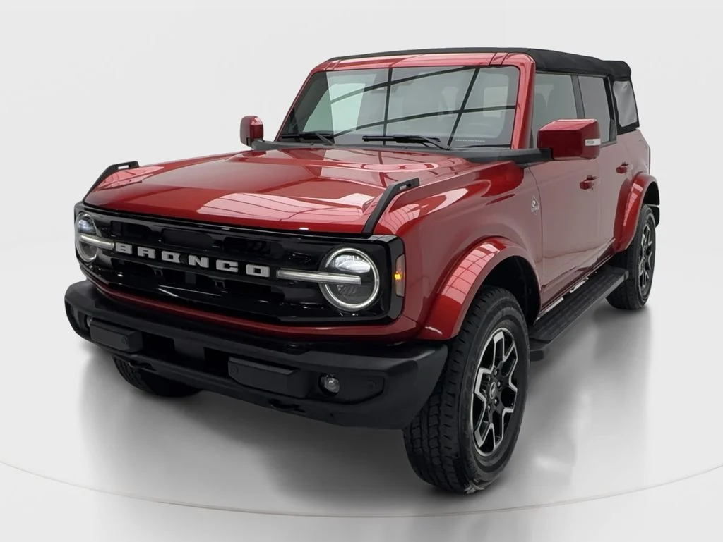 Used 2024 Red Ford Outer Banks image 4