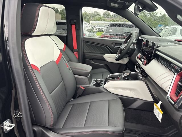 2026 GMC Canyon AT4X - Photo 24