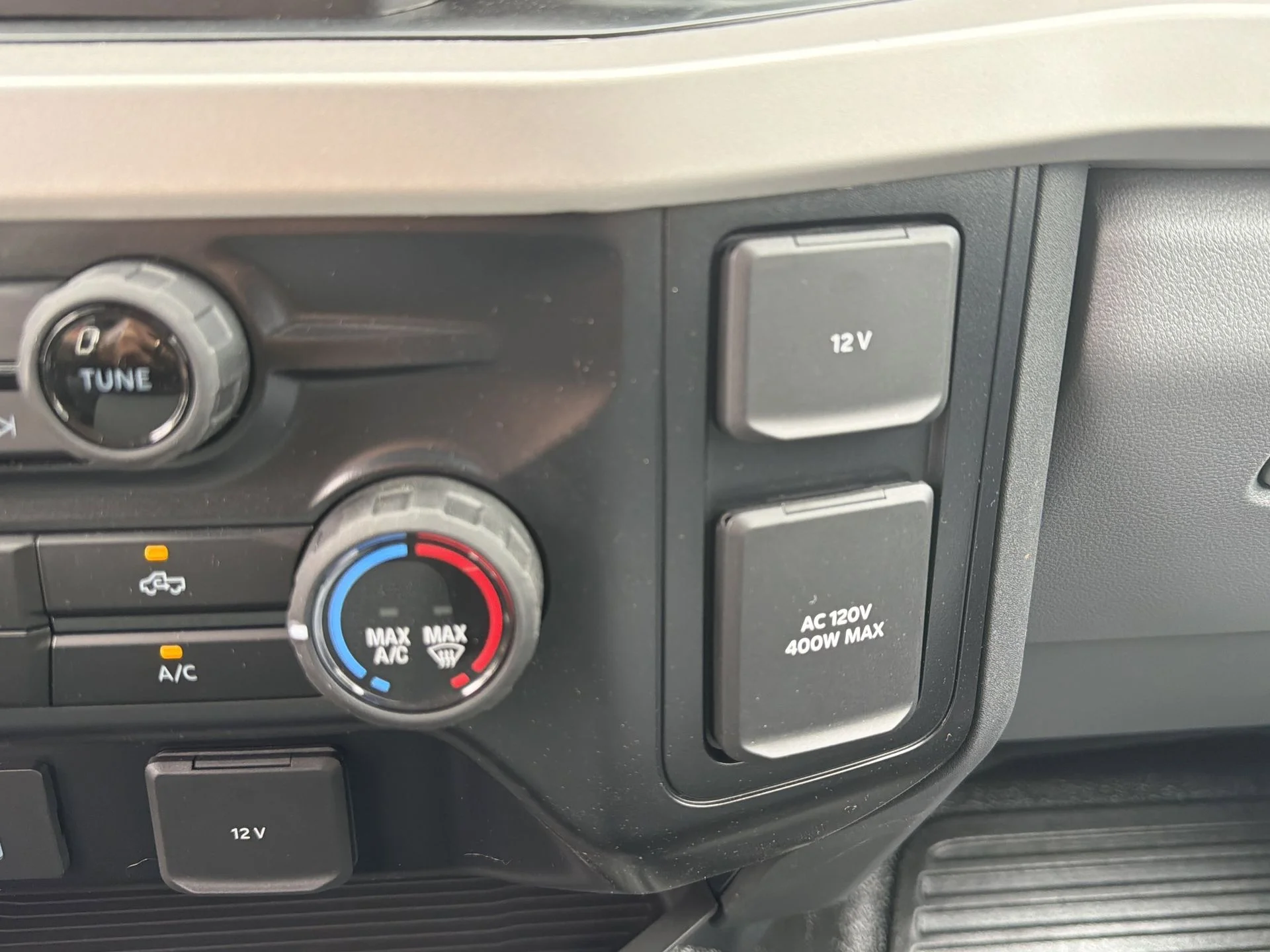 New 2026 Agate Black Metallic Ford F-350® XLT image 7