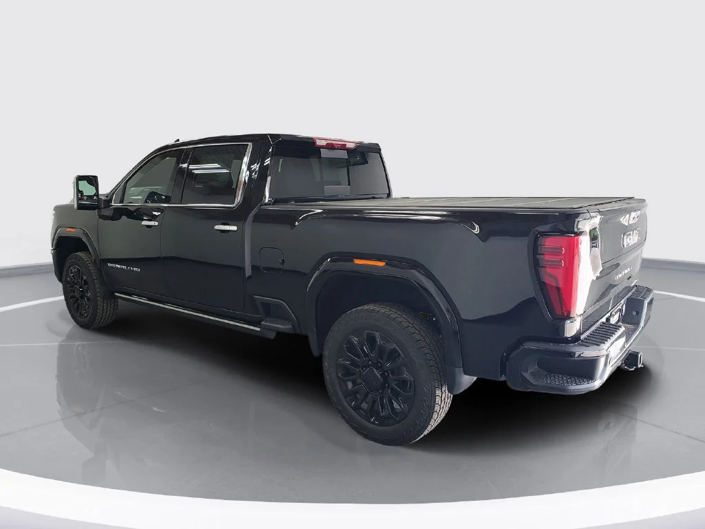 New 2026 Onyx Black GMC Denali Ultimate image 4