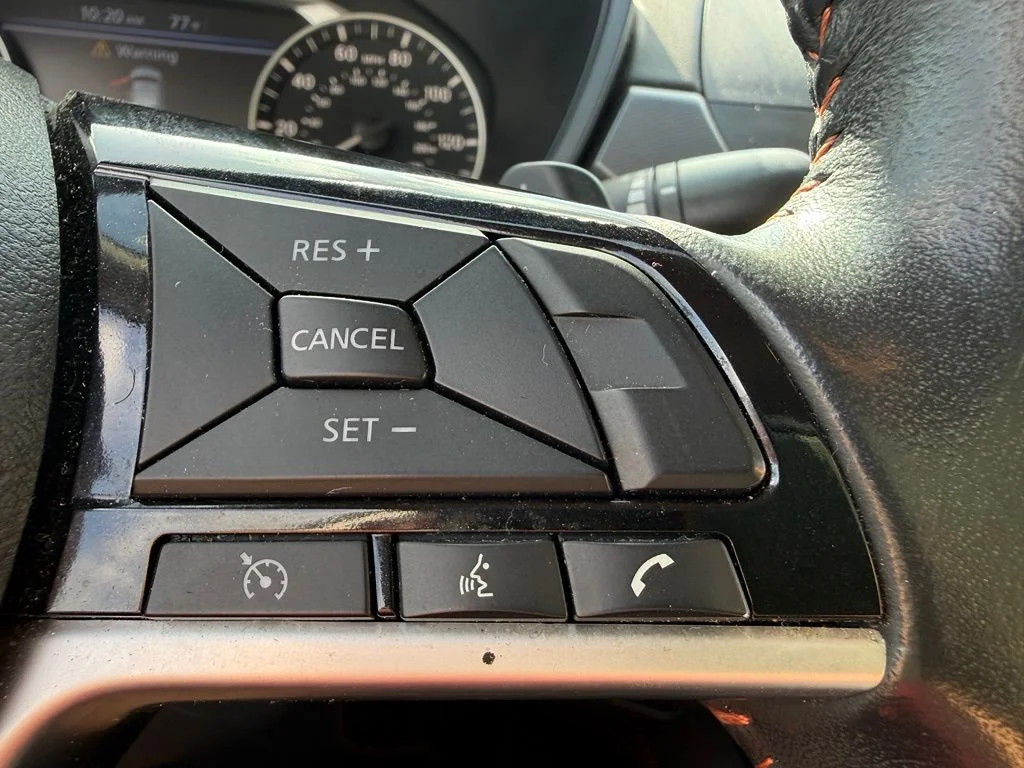 Used 2024 Black Nissan 2.5 SR image 17