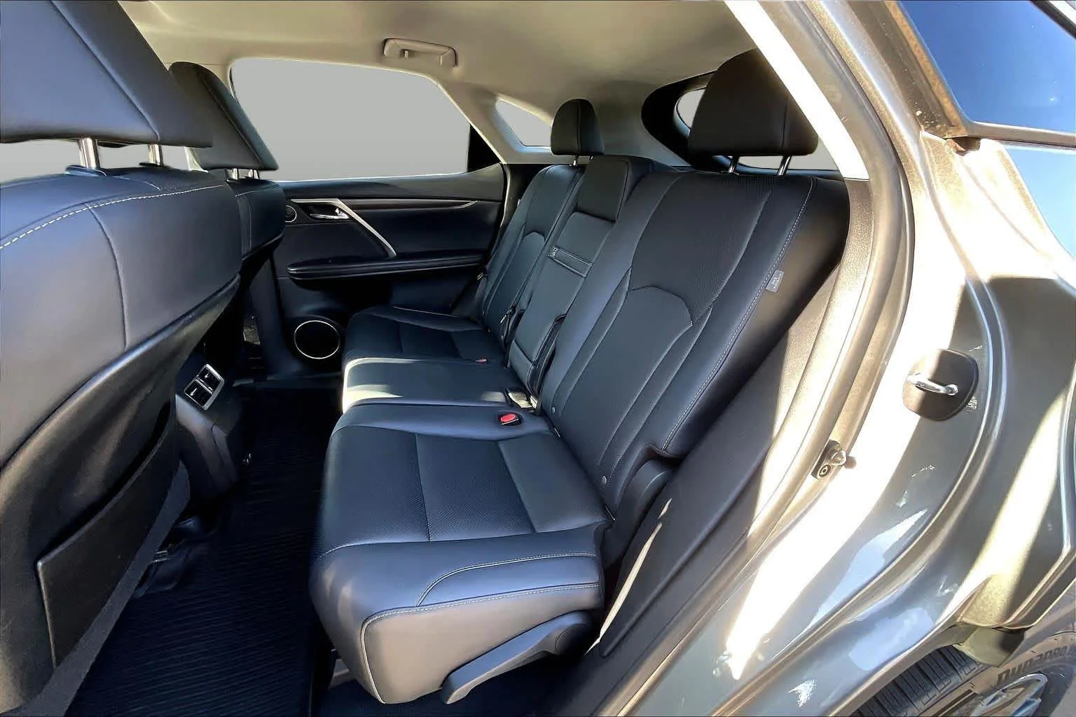 Used 2021 Atomic Silver Lexus  image 20