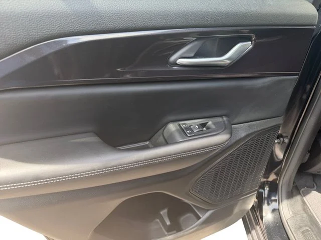 Certified Used 2023 Black Jeep Altitude X image 12