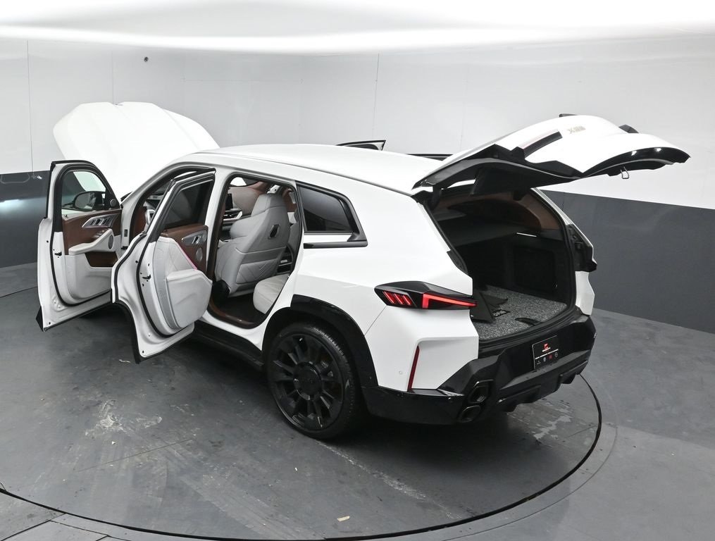 2023 BMW XM - Image 49