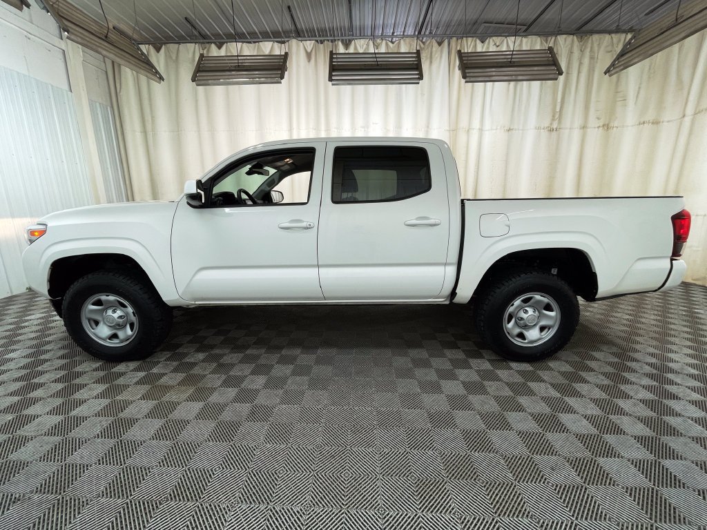 2023 Toyota Tacoma SR - Photo 9