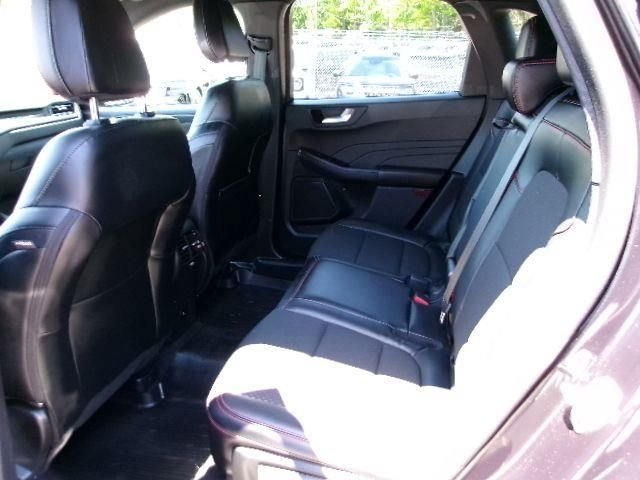 Certified Used 2023 Agate Black Metallic Ford ST-Line Select image 9