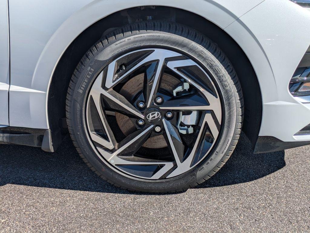 2026 Hyundai Sonata SEL - Photo 10
